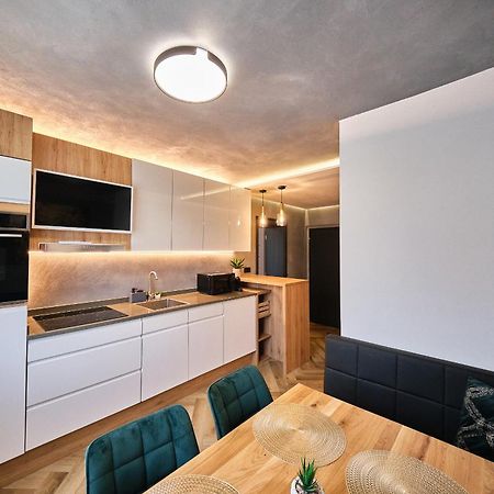 Apartman U Lipna-Frymburk 5アパートメント エクステリア 写真